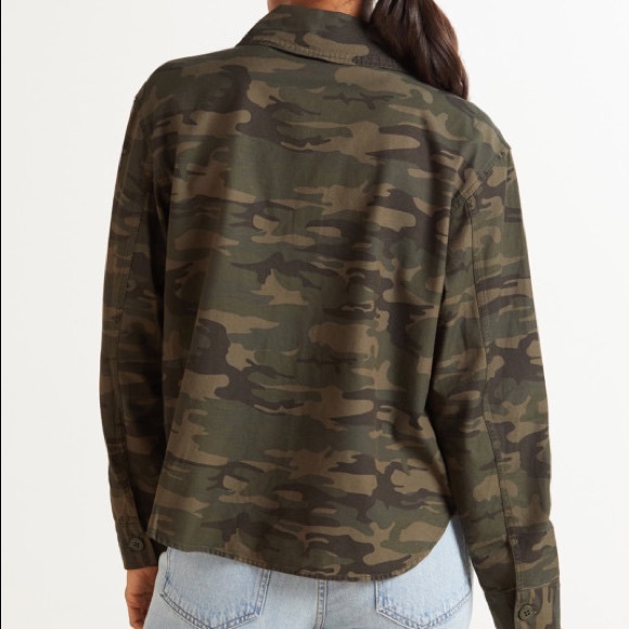 nwt sanctuary cropped camo jacket size medium - Picture 6 of 9